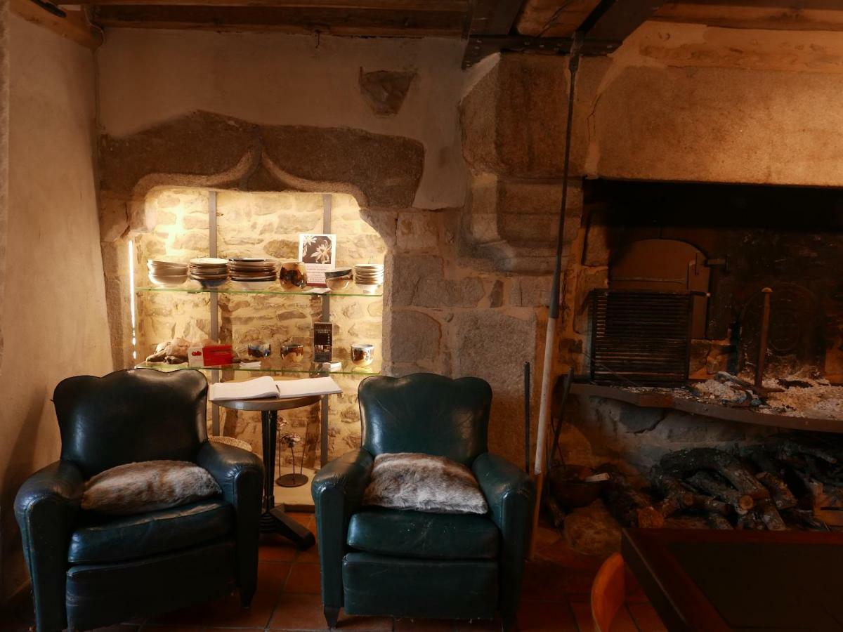 La Cage Aux Oiseaux Bed and Breakfast La Lande-de-Goult Εξωτερικό φωτογραφία