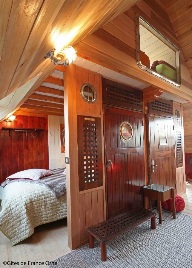 La Cage Aux Oiseaux Bed and Breakfast La Lande-de-Goult Εξωτερικό φωτογραφία